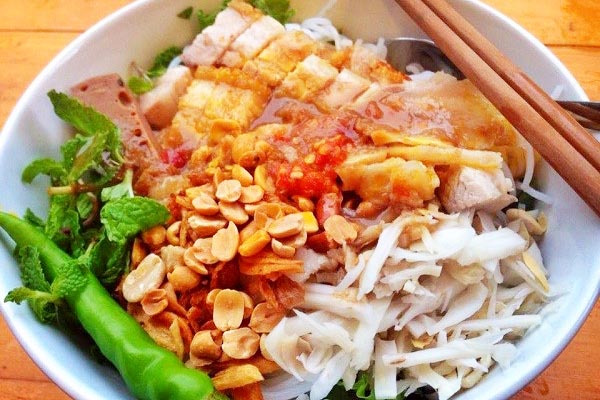 Bún mắm nêm Đà Nẵng